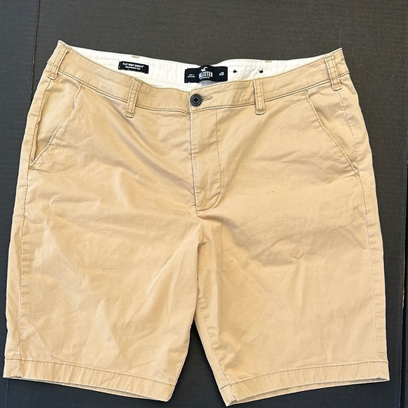 Hollister Tan Flat Front Shorts Classic Style - Picture 3 of 4